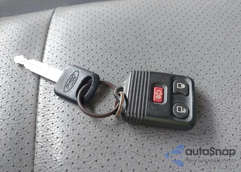 2011 Ford E-250 Commercial z USA, uszkodzony, nr VIN 1FTNE2ELXBDA13663